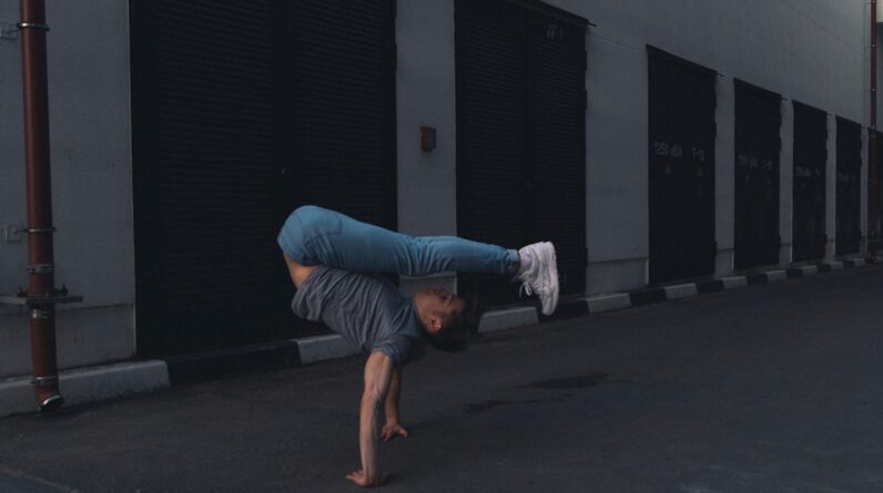 Photo Robotic gymnast