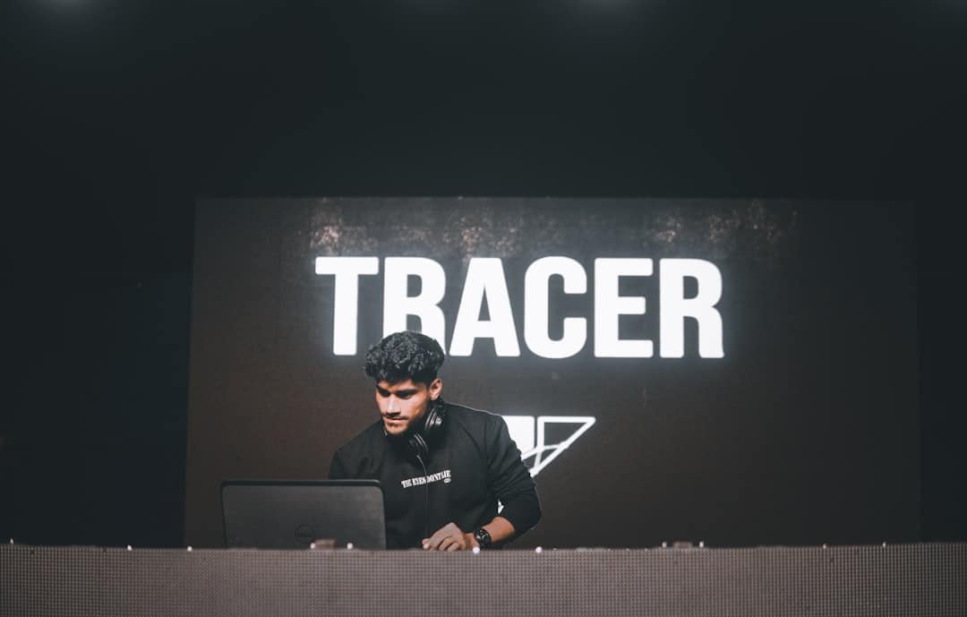 Photo Player tracking